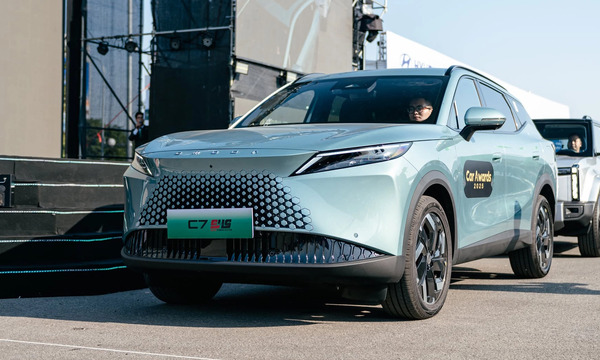 Omoda C7 Mở Bán Tại Việt Nam: Giá Chỉ 839 Triệu Đồng