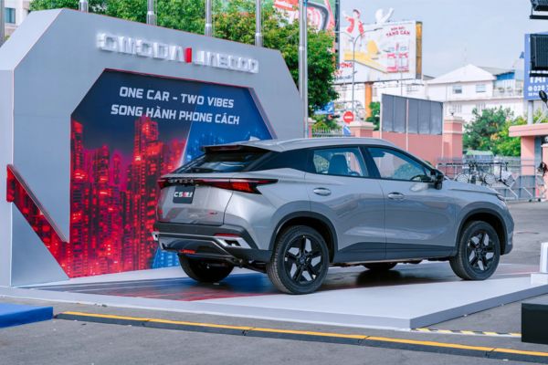 One Car Two Vibes – Song hành cùng phong cách
